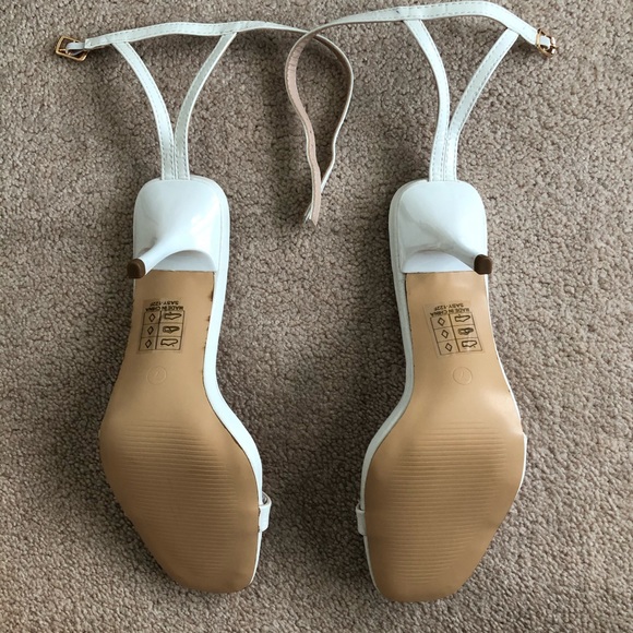FASHION NOVA white strap heels - Picture 8 of 9
